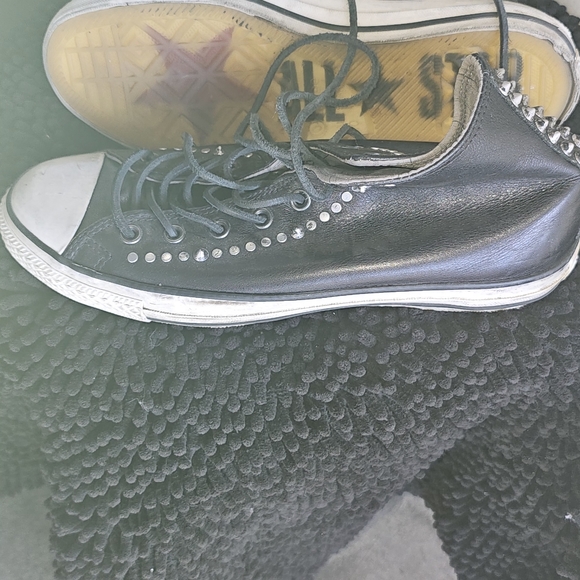 Shoe - Picture 5 of 10